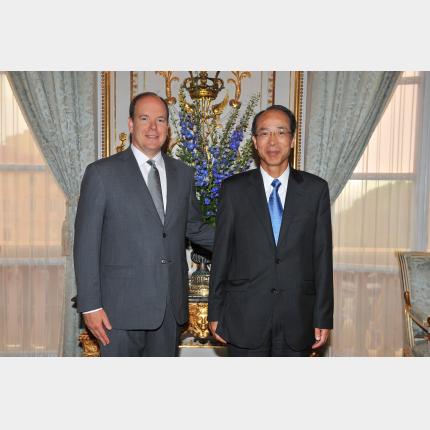 Remise des lettres de créance de S.E. M. Yasuo SAITO, Ambassadeur Extraordinaire et...