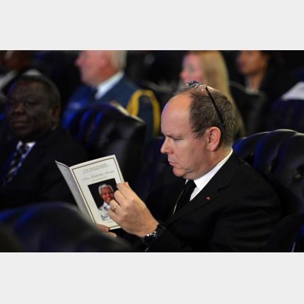 Le Prince Souverain a assisté aux funérailles de Nelson Mandela hier, à Qunu, en Afrique du Sud